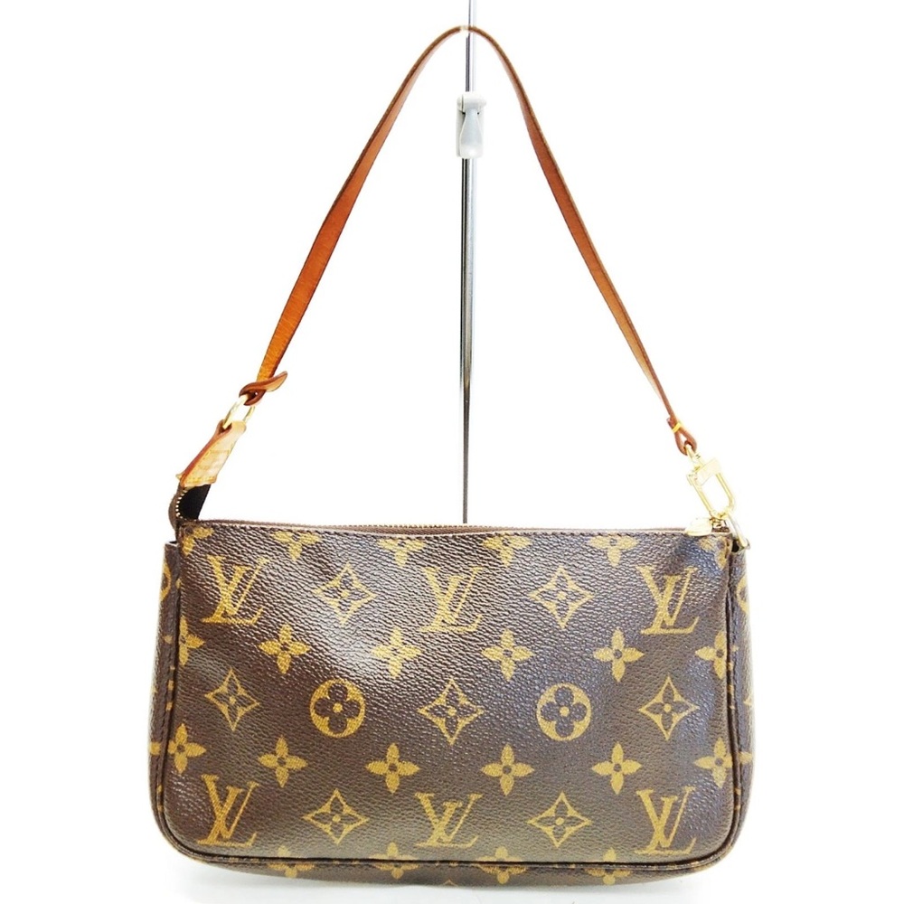 Louis Vuitton Pochette accessoires